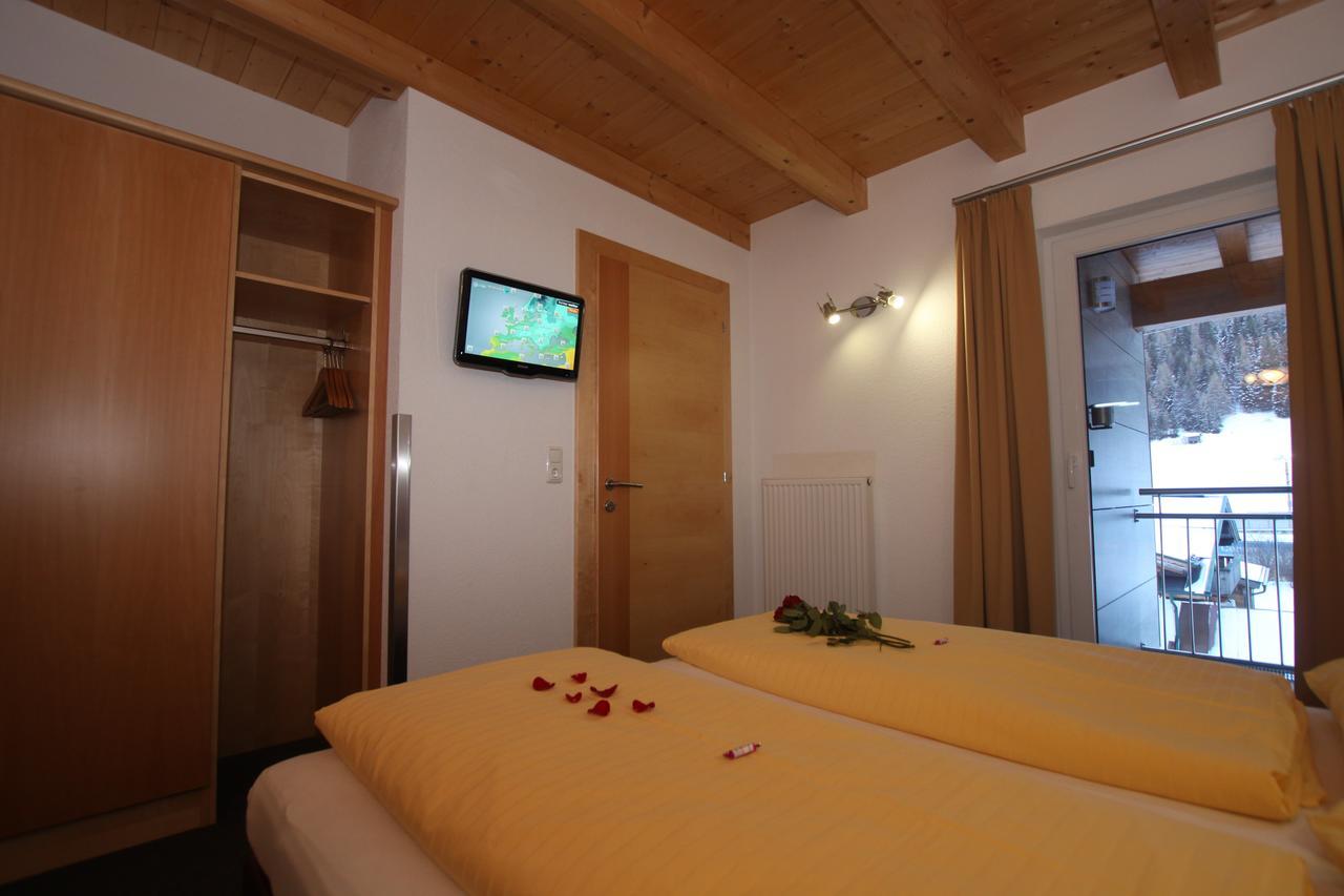 Gaestehaus Alpina Sankt Anton am Arlberg Luaran gambar
