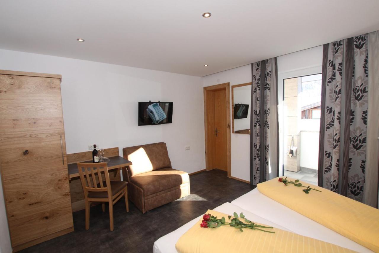 Gaestehaus Alpina Sankt Anton am Arlberg Luaran gambar